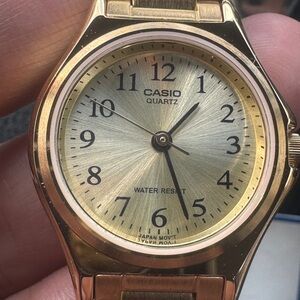 Ladies small Watch By Casio , 26mm Diameter, For Women , Teen